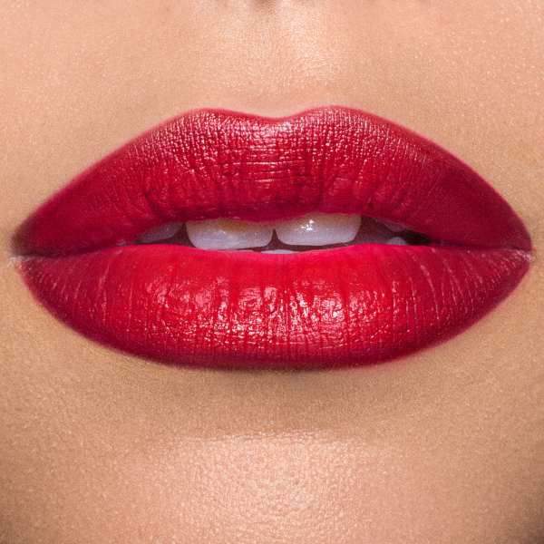 DESIGNERBLOOD_97d85651-7061-45a8-b4b5-99fe18d5f576.png